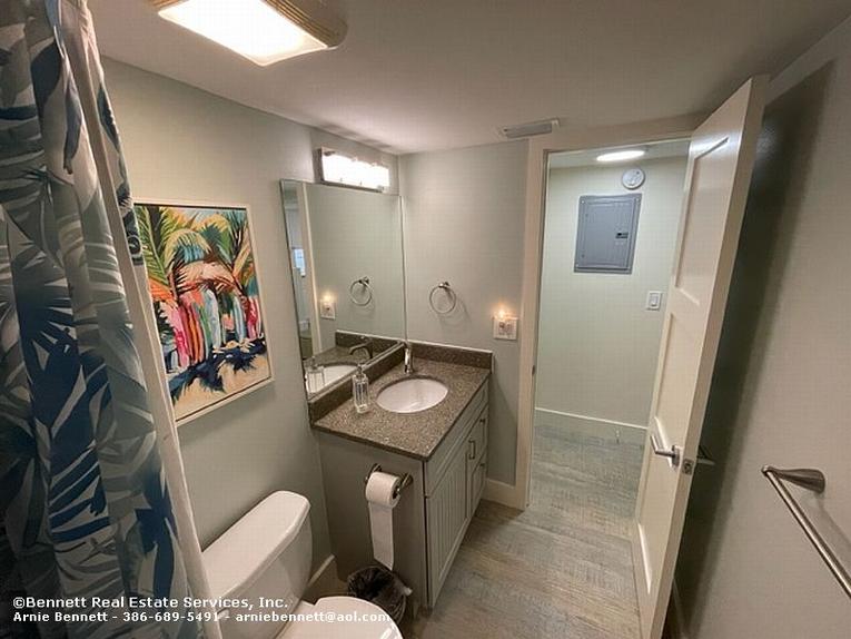 114 Point East Condominiium
