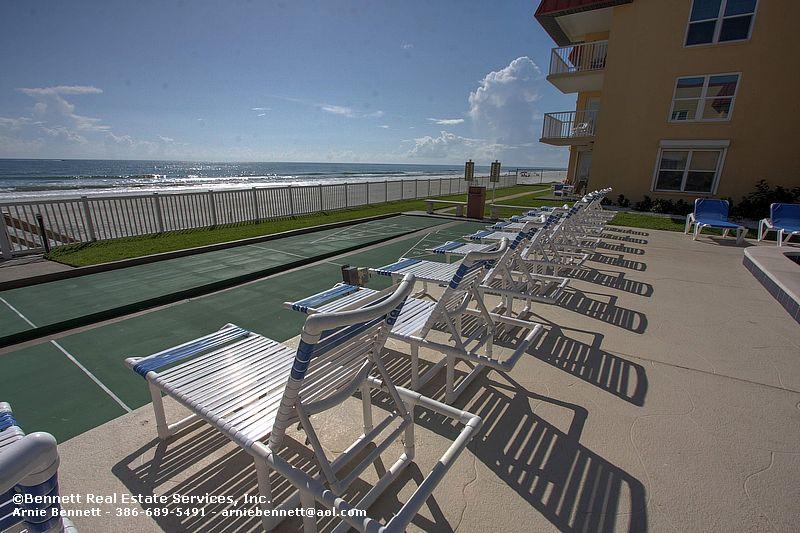 114 Point East Condominiium