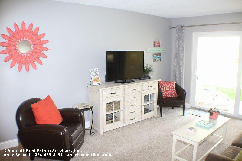 118 Point East Condominium