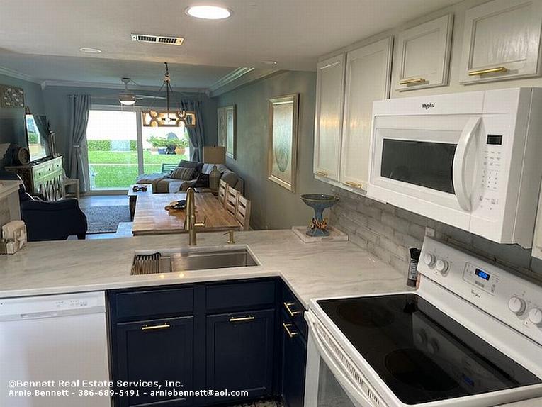 120 Point East Condominium