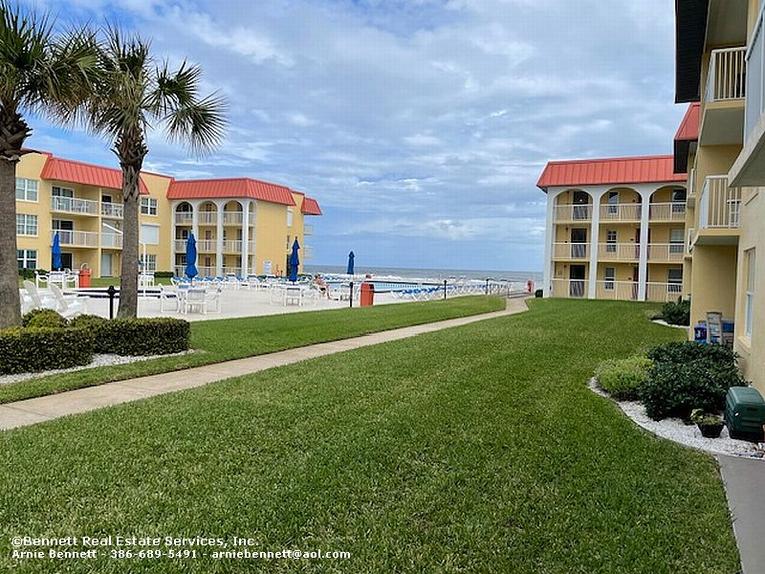 120 Point East Condominium