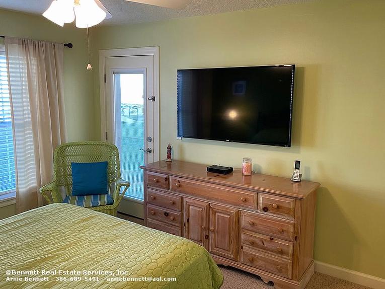 124 Point East Condominium