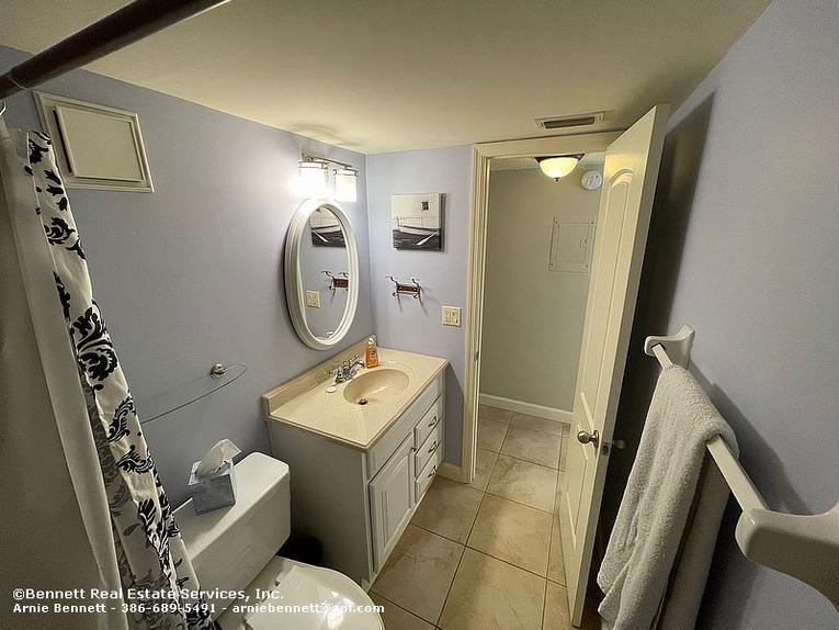 124 Point East Condominium