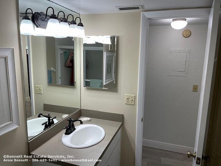 128 Point East Condominium