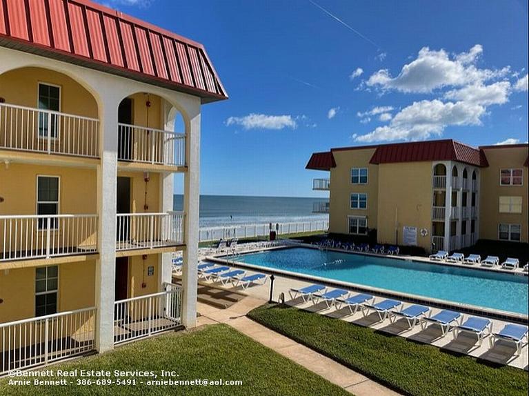 205 Point East Condominium