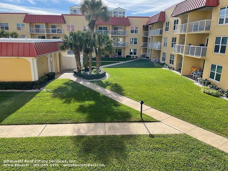210 Point East Condominium
