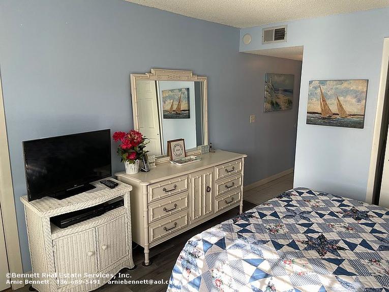 210 Point East Condominium