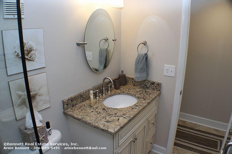 211 Point East Condominium