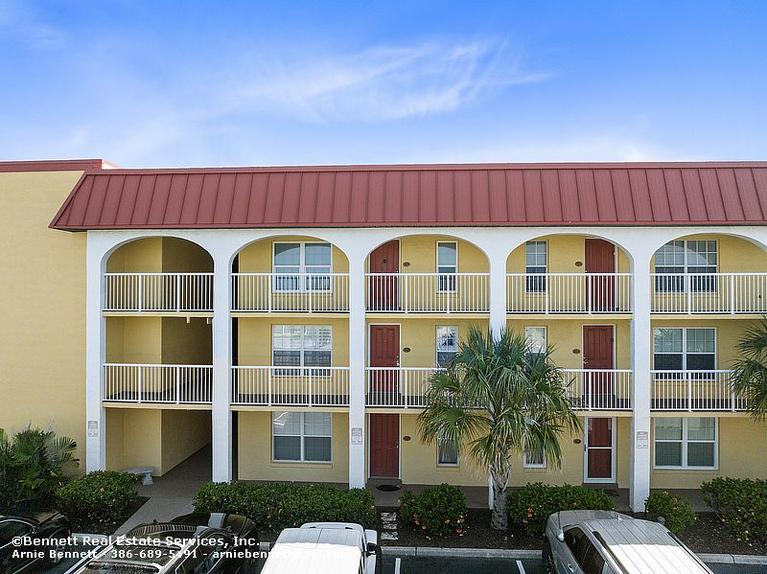 212 Point East Condominium