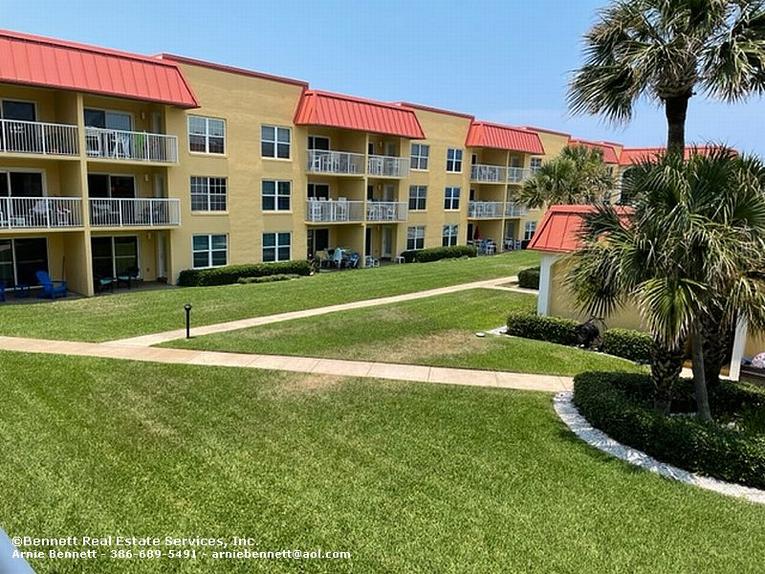 215 Point East Condominium