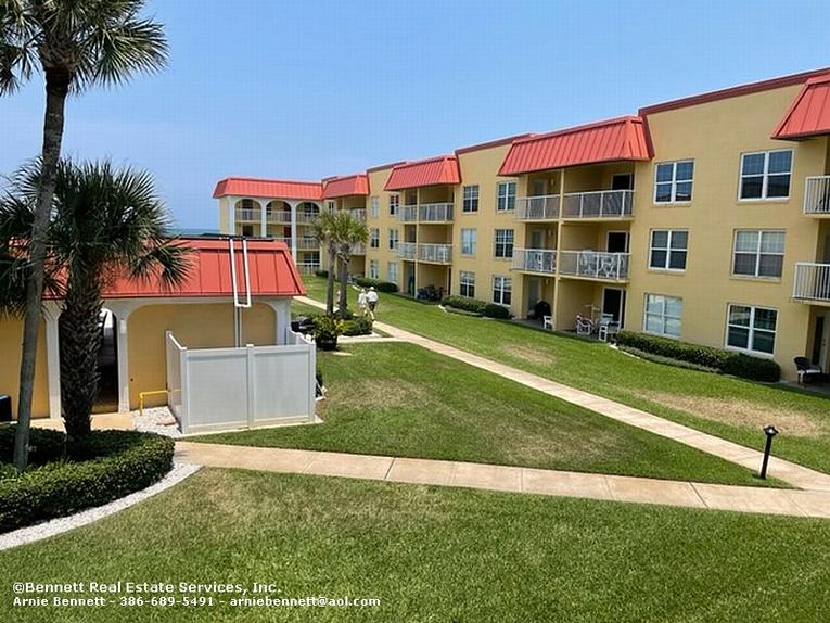 215 Point East Condominium