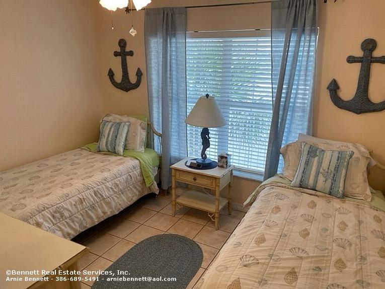 215 Point East Condominium