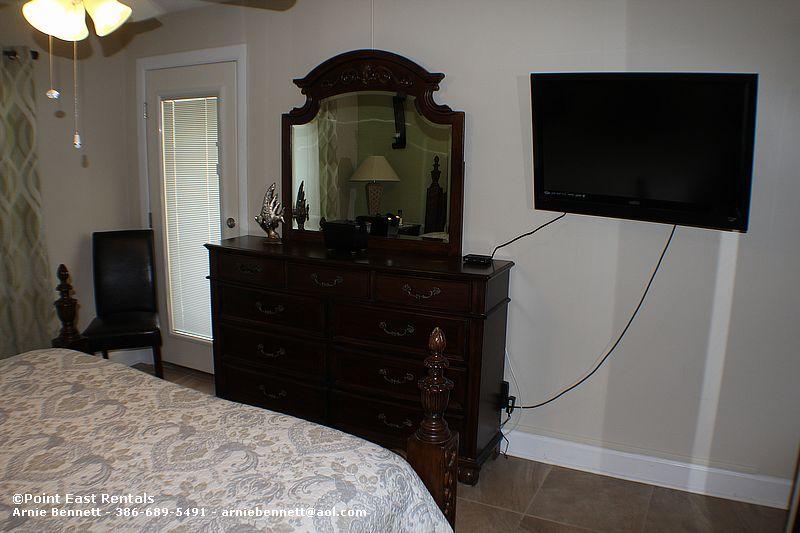 218 Point East Condominium