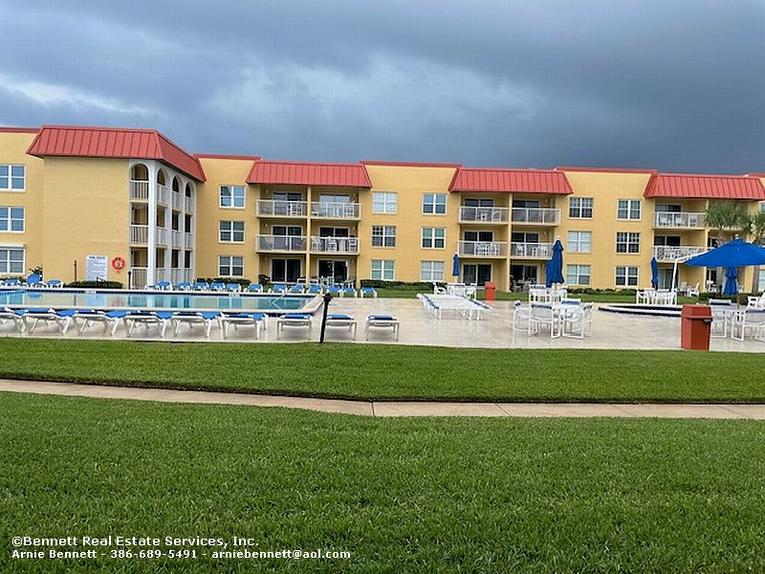 105 Point East Condominium