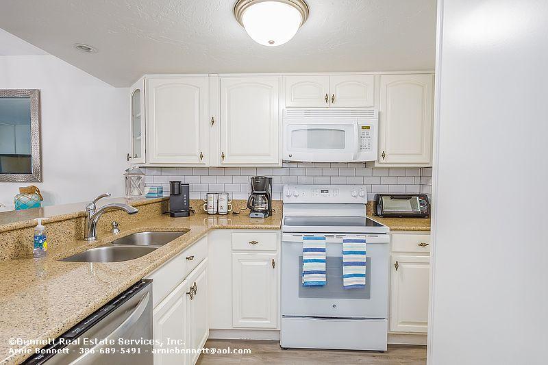224 Point East Condominium
