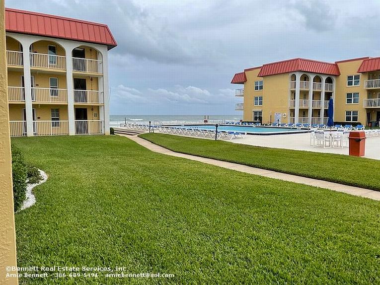 107 Point East Condominium