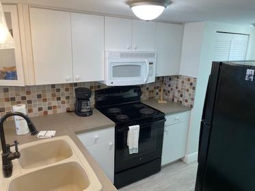 128 Point East Condominium