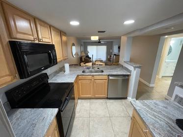 125 Point East Condominium