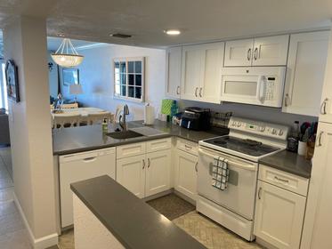 102 Point East Condominium