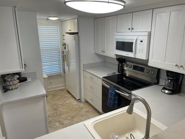 211 Point East Condominium