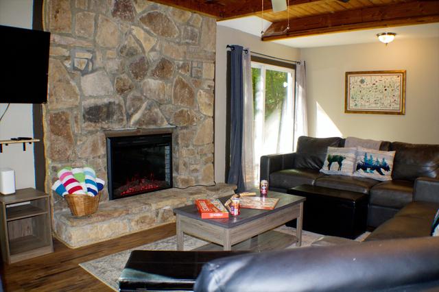 Taken at Scenic Solitude in Cobbly Nob area of Gatlinburg TN