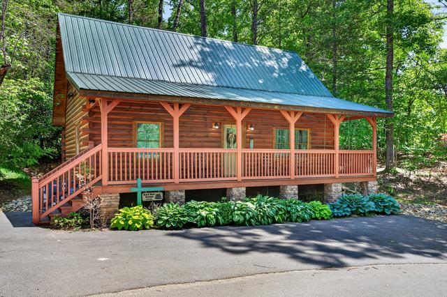 Taken at Black Bear Retreat in Phase II TN