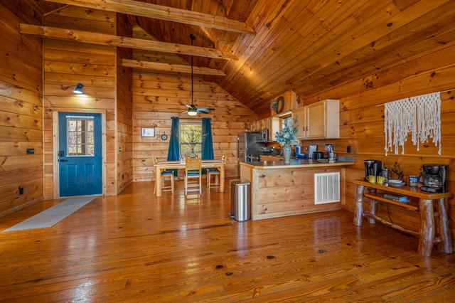 Taken at Blue Sage Hideaway in Gatlinburg TN