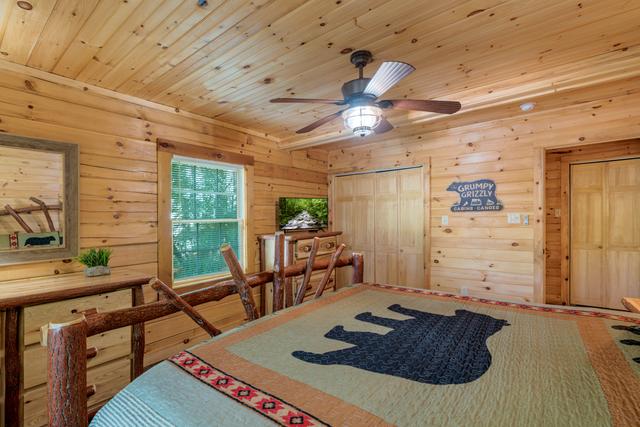 Taken at Black Bear Retreat in Near Rocky Top Sports World TN