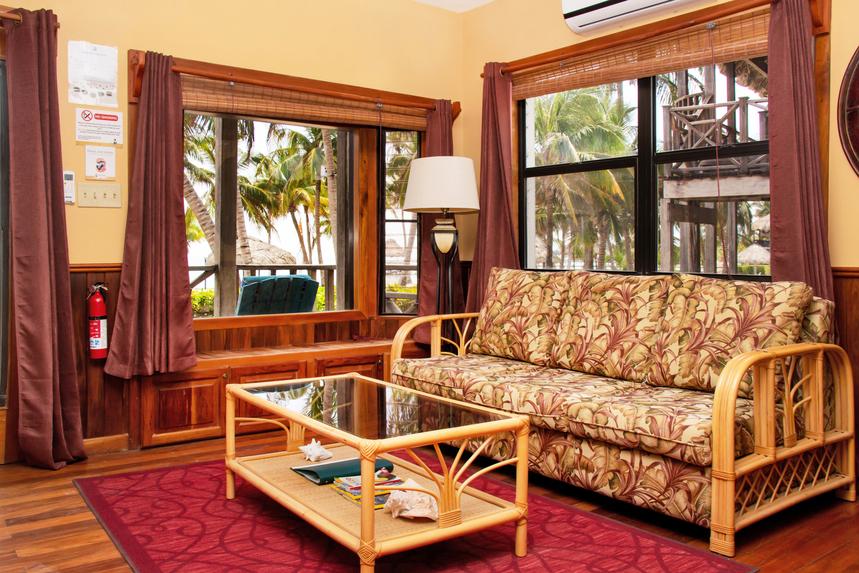 Living Room / Lounge