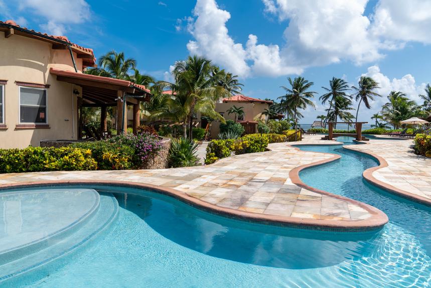 Pool (Outdoor)