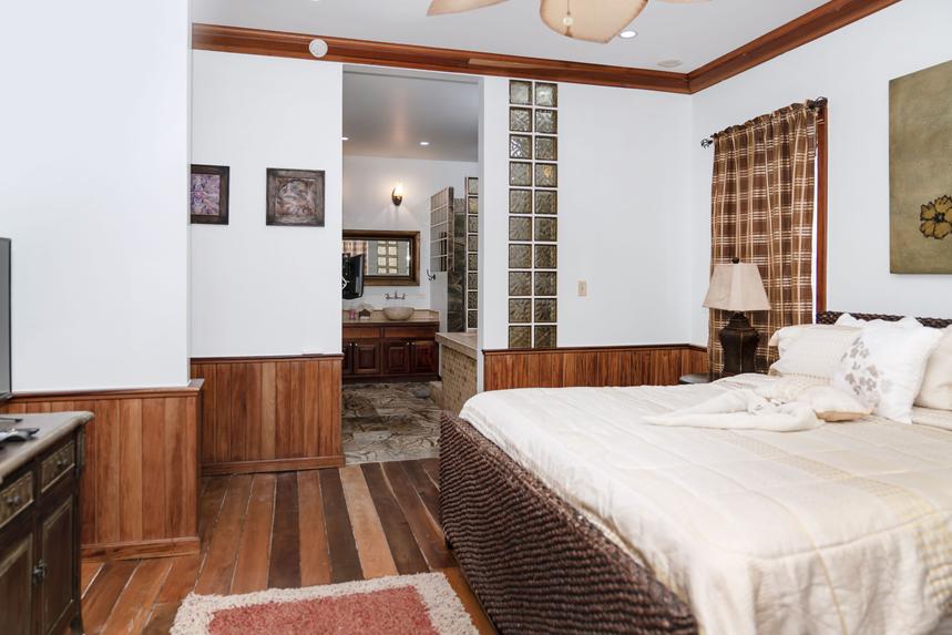 Oceans 23 Condo 04