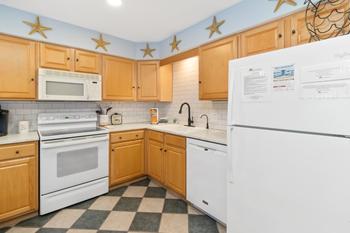 Updated Counter Top and Back Splash in Kitchen.