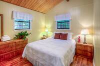 12A Mountain View Hideaway 2 Bedroom Cabin Rental