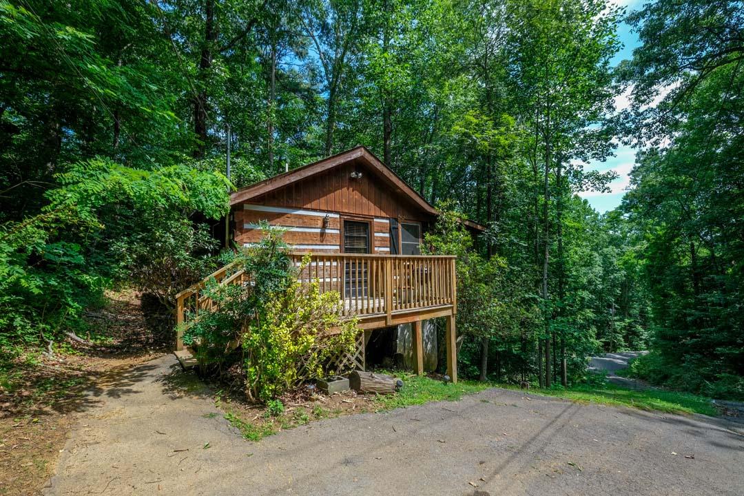 Pigeon Forge Cabins | Cupid's Lair