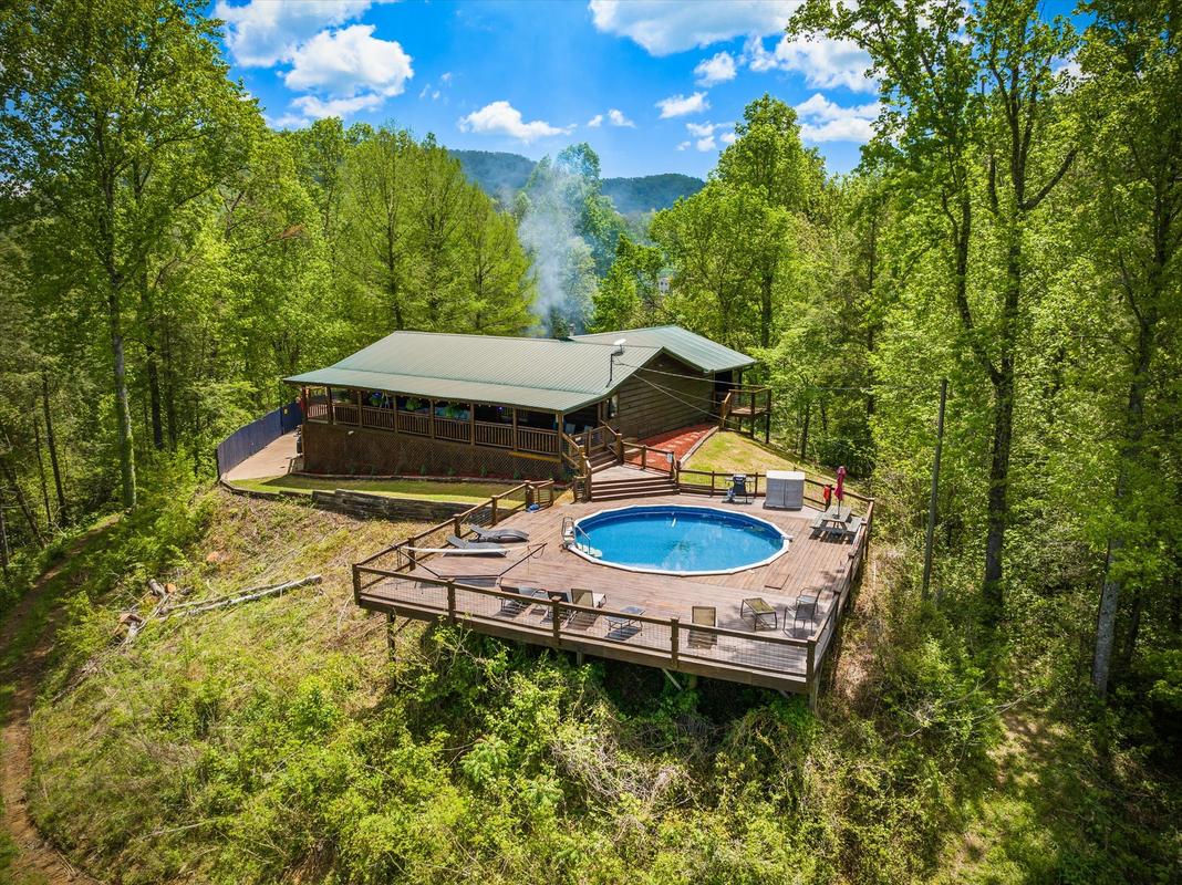 Pigeon Forge Cabins | Tequila Moon