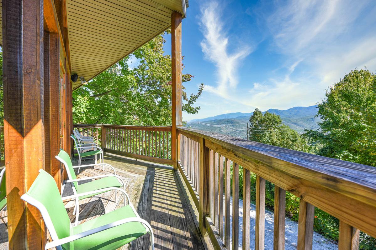 Gatlinburg Cabins - Gatlinburg Treasure