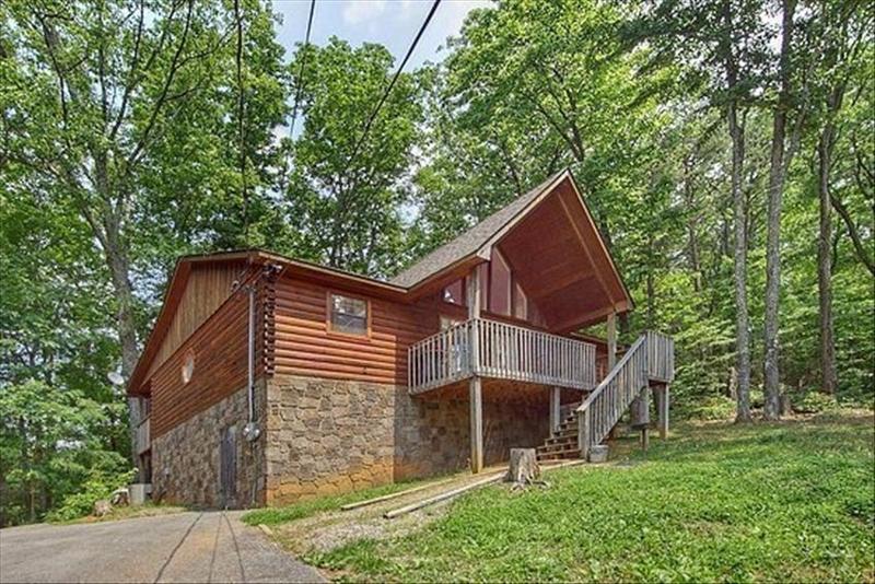 Gatlinburg Cabin - Taste of Heaven - Diamond Mountain Rentals