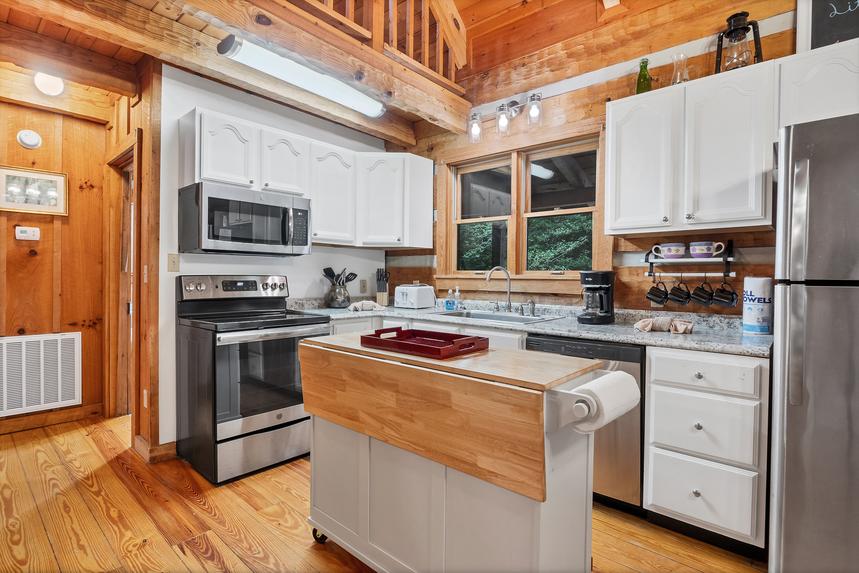 Little Bear Lodge