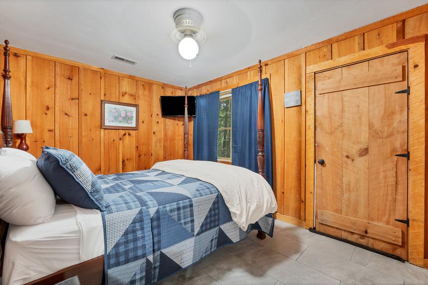 Little Bear Lodge