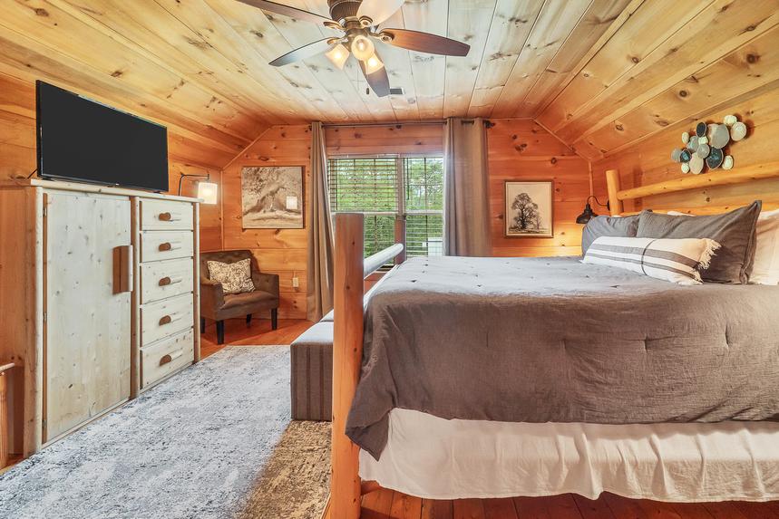 Twin Cub Lodge