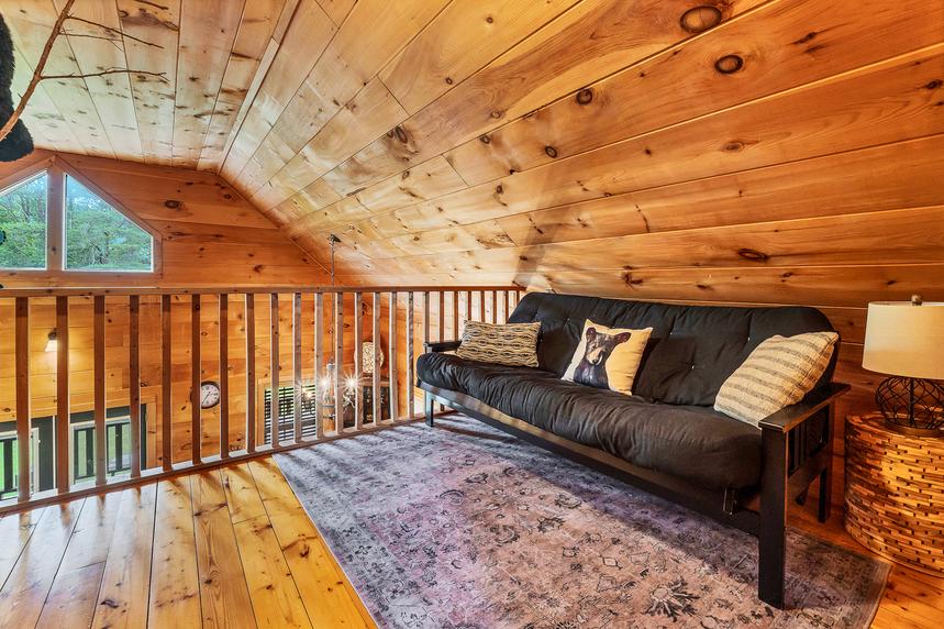 Twin Cub Lodge