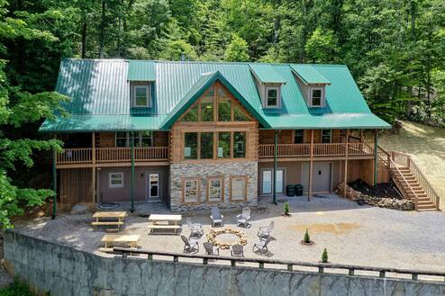 Cades Cove Lodge