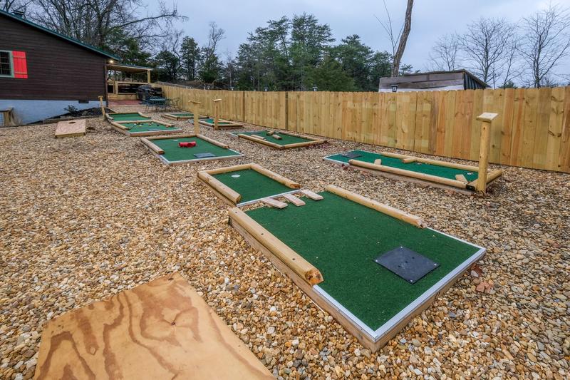 Mini Golf Private Putt Putt Cabins and Chalets in Pigeon Forge