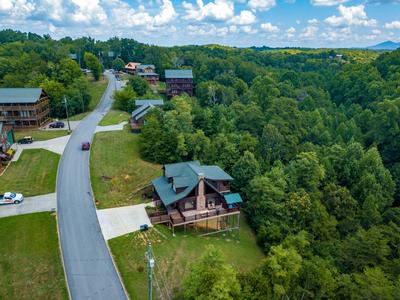 Perky Peaks Lodge