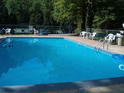 Sunset View Chalet has access to the seasonal outdoor pool in the Shagbark Community