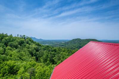 Pigeon Forge Cabin Chasing Views - Panoramic Mountain View