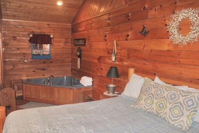 The Cabin at SunRae Ridge