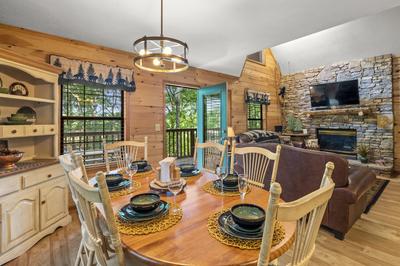 Forest Hollow dining area and living room