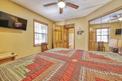 Forest Hollow main level bedroom