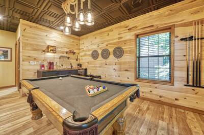 Forest Hollow pool table